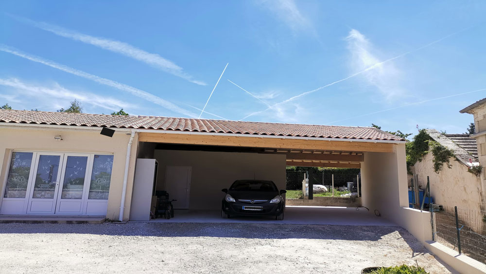 Construction d'un auvent avec atelier